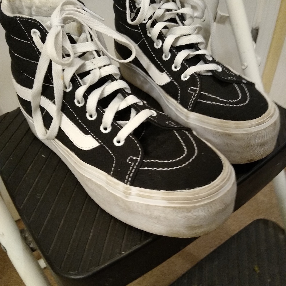 Van s extra thick sole skater shoes in blk canvas